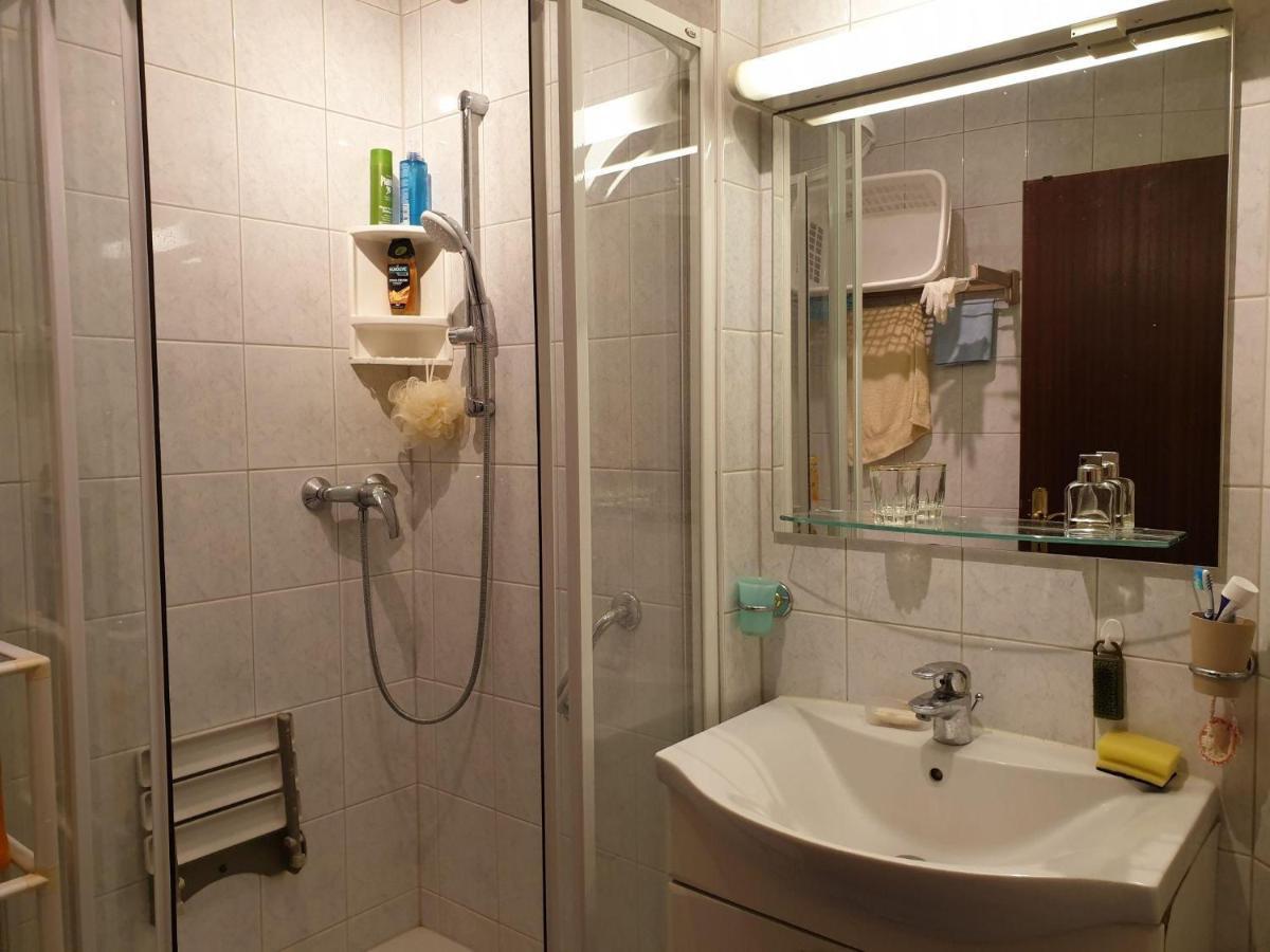 Nette 2-Schlafzimmer Wohnung in Klagenfurt am Wörther See Klagenfurt am Wörthersee Exterior foto